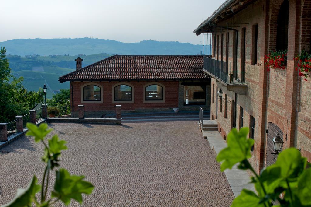 Casa Cucco Apartment Serralunga d'Alba Luaran gambar